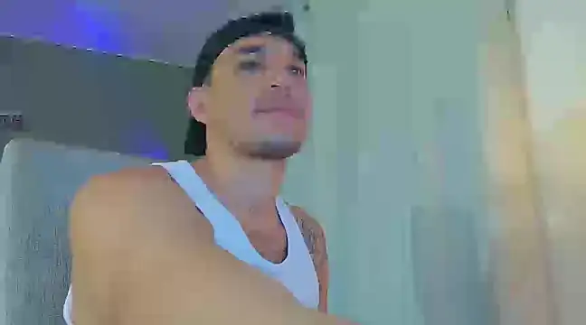 Snapshot of Jeff_Kent2 chatting on 26, 2, 2025 Jeff Kent2 online show from 26, 2, 2025