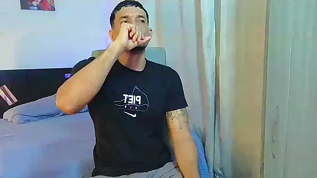 Snapshot of Jeff_Kent2 chatting on 2, 11, 2025 Jeff Kent2 online show from 2, 11, 2025