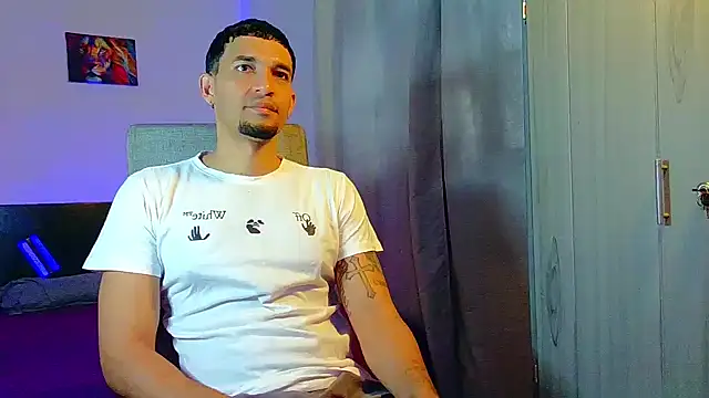 Snapshot of Jeff_Kent2 chatting on 15, 11, 2025 Jeff Kent2 online show from 15, 11, 2025