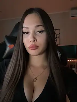 EricaWalls online show from 11, 9, 2025