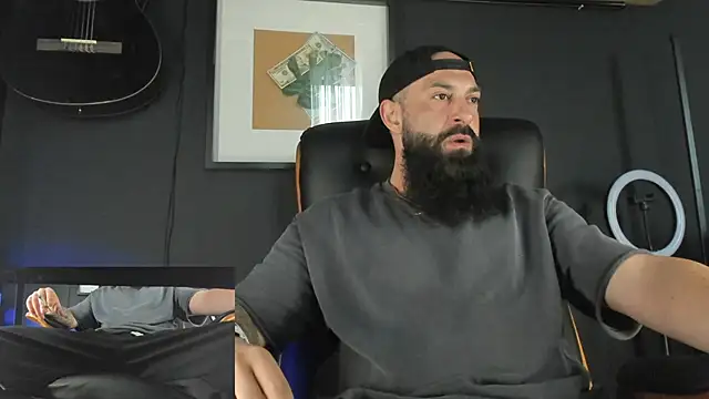 axxelrich  online show from 16, 2, 2025