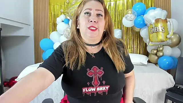 Snapshot of Danna_topless chatting on 7, 10, 2025 Danna topless online show from 7, 10, 2025