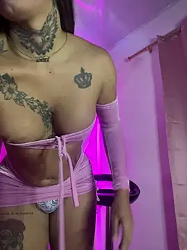 Fernanda bigcock online show from 22, 4, 2026