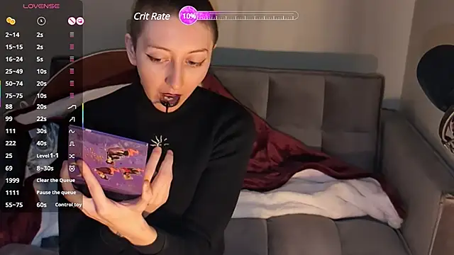 lovelylucyy online show from 6, 2, 2025