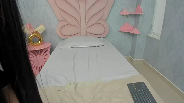 MaddyCute4u online show from 12, 2, 2025