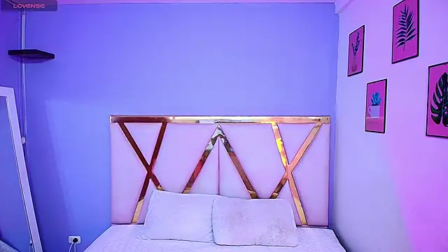 Beautifulskinny18 online show from 22, 1, 2025