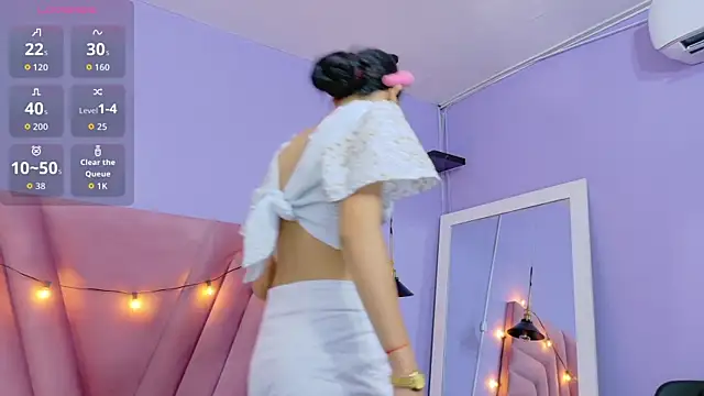 Beautifulskinny18 online show from 8, 10, 2025