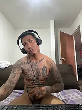 Snapshot of Daniel7131 chatting on 16, 9, 2025 Daniel7131 online show from 16, 9, 2025