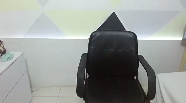 Suxxxy  online show from 3, 2, 2025