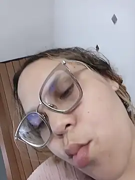 Emma-evans online show from 10, 3, 2026