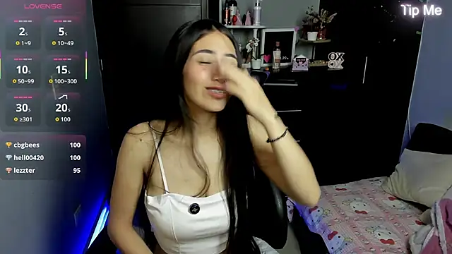 Snapshot of Emilytafur chatting on 18, 5, 2026 Emilytafur online show from 18, 5, 2026