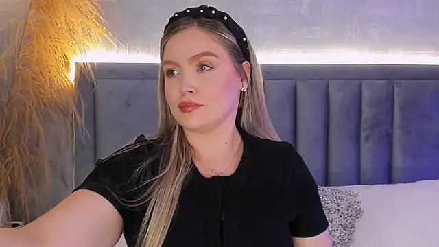 Snapshot of GaiaBaker chatting on 10, 2, 2026 GaiaBaker online show from 10, 2, 2026