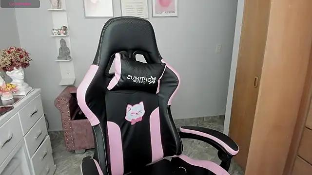 Melannyy  online show from 7, 3, 2026