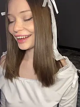 Snapshot of dollfromvenus chatting on 11, 12, 2024 dollfromvenus online show from 11, 12, 2024