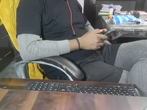 Average Indian online show from 17, 11, 2025