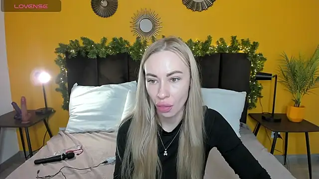 Snapshot of Diana_Garrett chatting on 27, 12, 2024 Diana Garrett online show from 27, 12, 2024