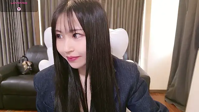 Snapshot of -satomi-jp chatting on 1, 2, 2026 -satomi-jp online show from 1, 2, 2026