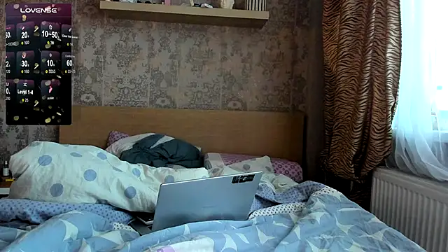 purebeautie13 online show from 21, 12, 2024