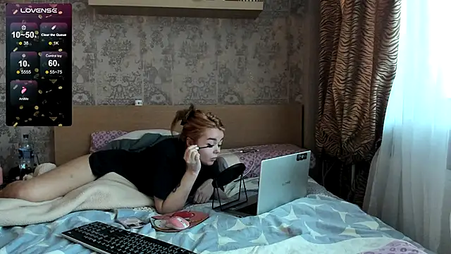 purebeautie13 online show from 25, 12, 2024