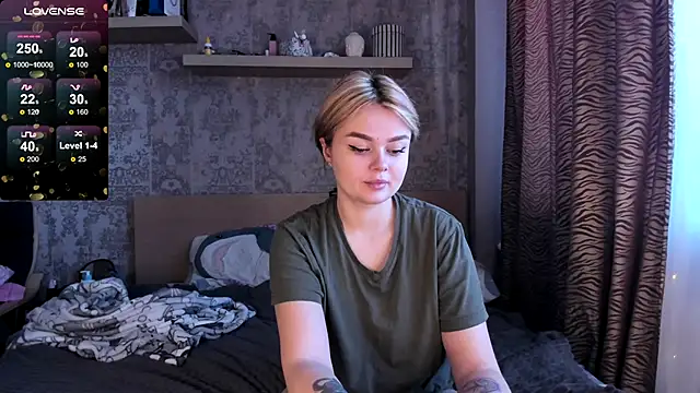 purebeautie13 online show from 17, 1, 2025