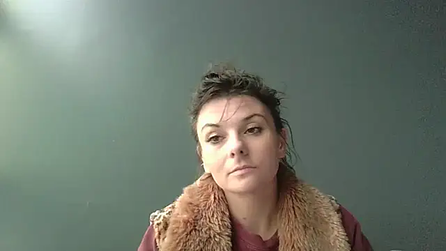 Phoenixmonroe0810 online show from 4, 12, 2024