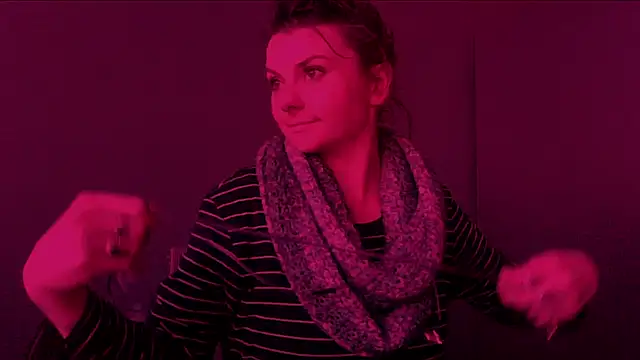 Phoenixmonroe0810 online show from 9, 12, 2024