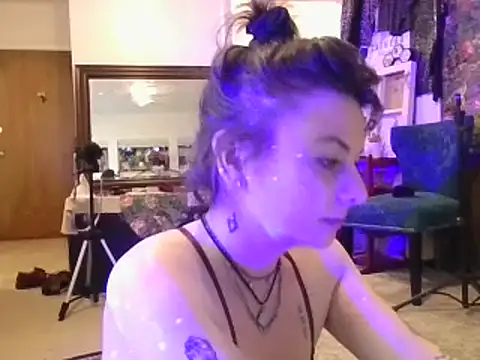 Phoenixmonroe0810 online show from 22, 1, 2025