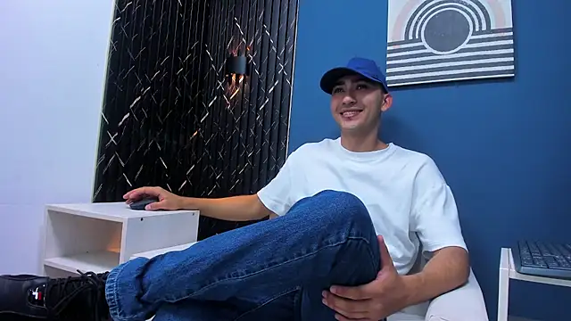 Snapshot of Liam_crox chatting on 28, 1, 2025 Liam crox online show from 28, 1, 2025