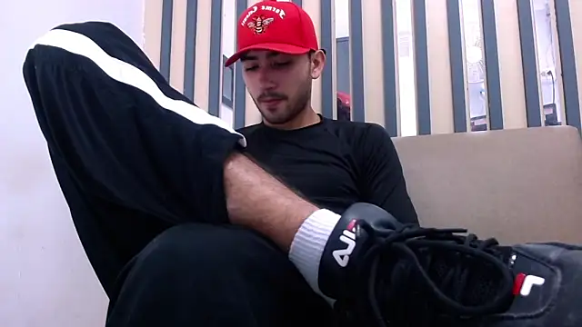 Snapshot of Liam_crox chatting on 13, 2, 2025 Liam crox online show from 13, 2, 2025