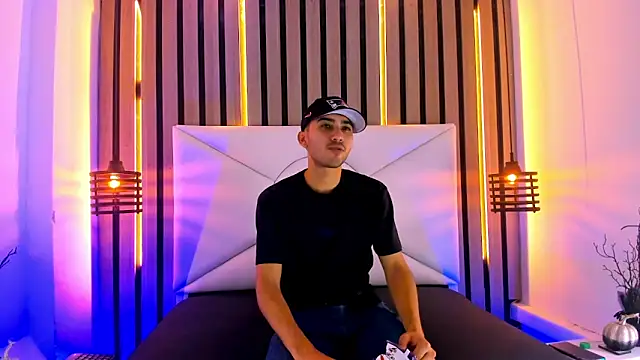 Snapshot of Liam_crox chatting on 15, 3, 2025 Liam crox online show from 15, 3, 2025