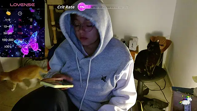 TRIXIE TANG28 online show from 9, 2, 2026