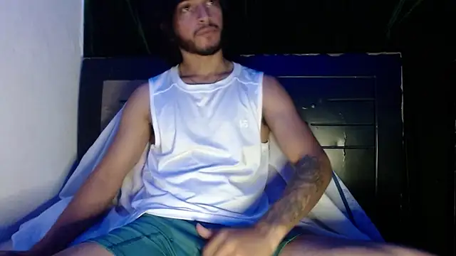 Snapshot of maxximus_100 chatting on 29, 12, 2024 maxximus 100 online show from 29, 12, 2024