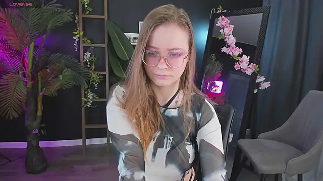 CassieCool online show from 25, 1, 2025