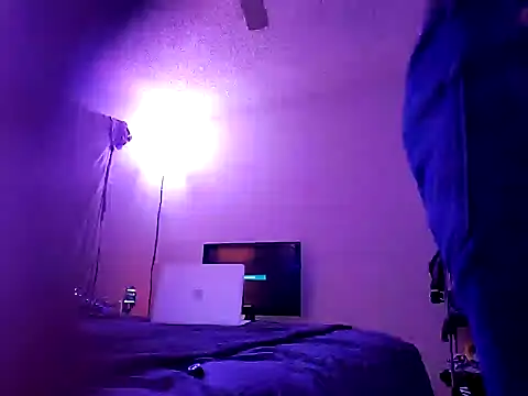 Snapshot of big8dall chatting on 18, 12, 2025 big8dall online show from 18, 12, 2025