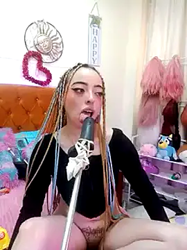 Snapshot of Yennastone chatting on 20, 12, 2024 Yennastone online show from 20, 12, 2024