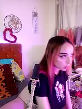 Snapshot of Yennastone chatting on 16, 1, 2025 Yennastone online show from 16, 1, 2025