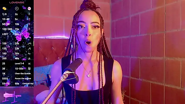 Snapshot of Yennastone chatting on 14, 3, 2025 Yennastone online show from 14, 3, 2025