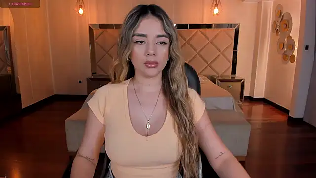 ChloePreston  online show from 19, 1, 2025