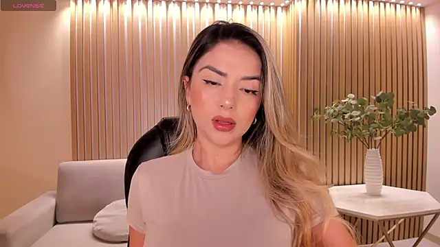 Snapshot of ChloePreston_ chatting on 12, 6, 2026 ChloePreston online show from 12, 6, 2026