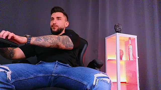 MightyAaron66 online show from 2, 2, 2025