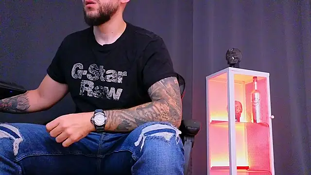 MightyAaron66 online show from 8, 2, 2025