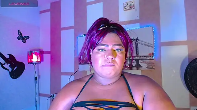 Snapshot of OpraxBellinda chatting on 26, 10, 2025 OpraxBellinda online show from 26, 10, 2025