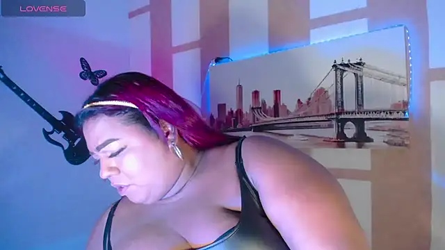 Snapshot of OpraxBellinda chatting on 7, 11, 2025 OpraxBellinda online show from 7, 11, 2025