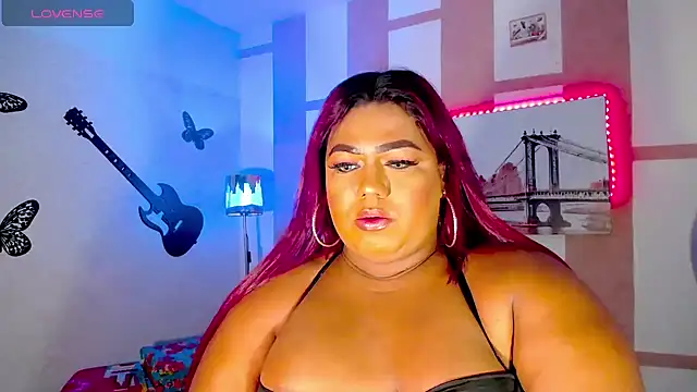 Snapshot of OpraxBellinda chatting on 22, 11, 2025 OpraxBellinda online show from 22, 11, 2025