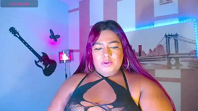 Snapshot of OpraxBellinda chatting on 30, 11, 2025 OpraxBellinda online show from 30, 11, 2025