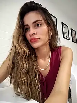 cuteluci  online show from 20, 3, 2025