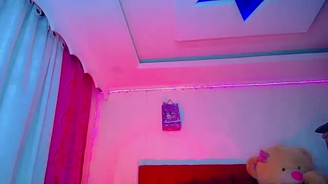 NahomiCamper online show from 31, 3, 2026