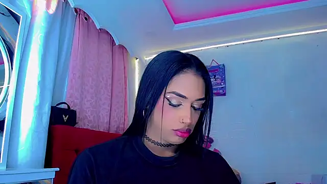 Snapshot of NahomiCamper chatting on 11, 6, 2026 NahomiCamper online show from 11, 6, 2026
