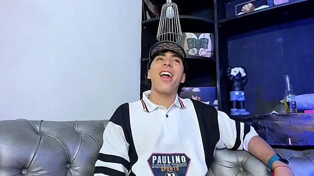 HeellBoy  online show from 20, 11, 2025