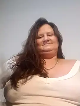 Snapshot of staceysmomfow chatting on 11, 1, 2025 staceysmomfow online show from 11, 1, 2025